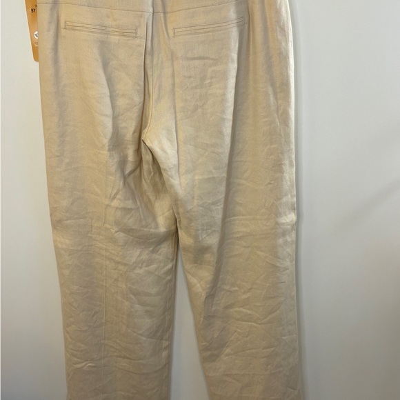 CAbi Everly Cream Linen Pants. Style #813 - Picture 5 of 6